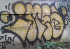 Graffiti Wall - Photo by imes