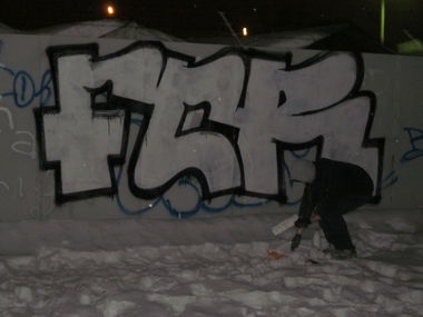 Graffiti Bombing - Photo by inkfcr - FCR (2012)