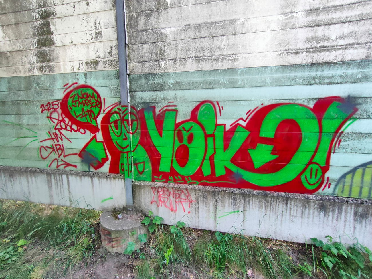 Graffiti Bombing in Szczecin - Photo by inspektoruchu (2025)