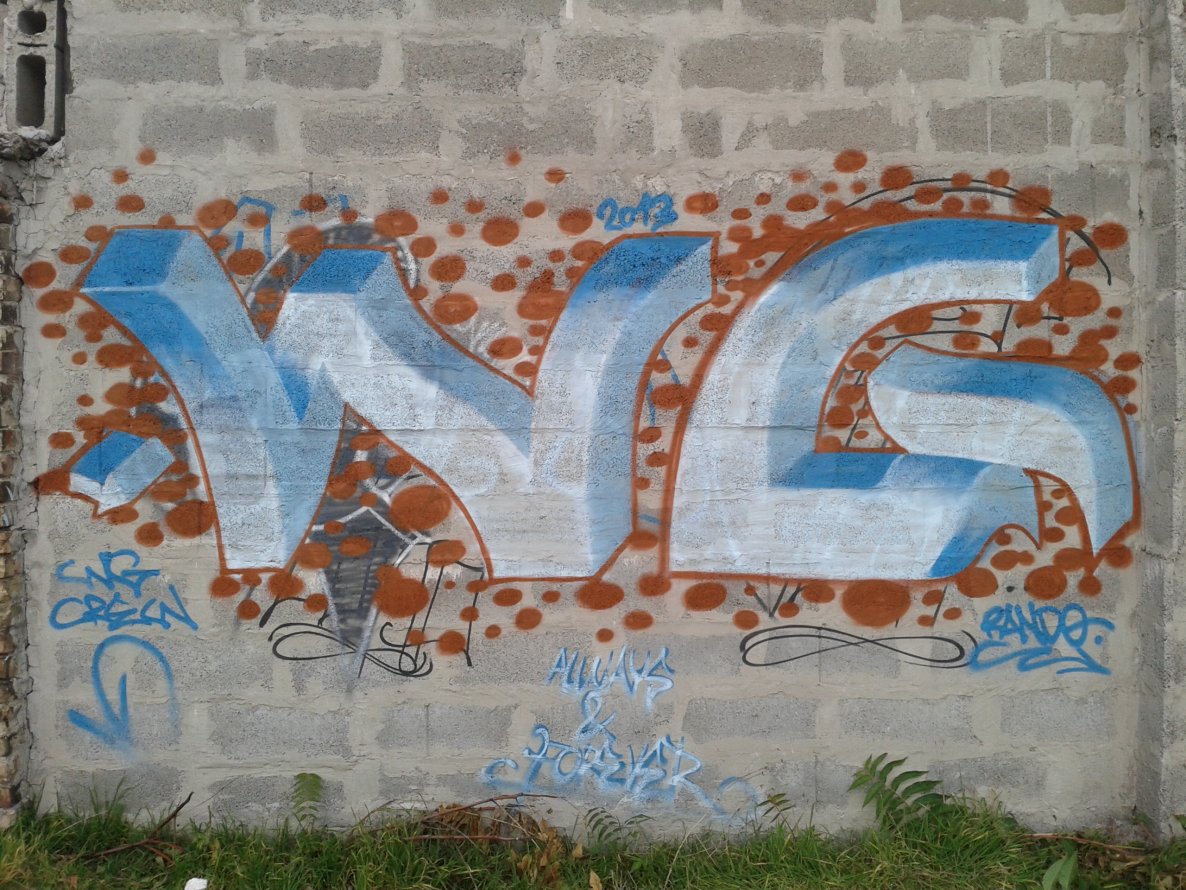 Graffiti Wall in Budapest - Photo by instantvizpor - wg, rando, 3d (2013)