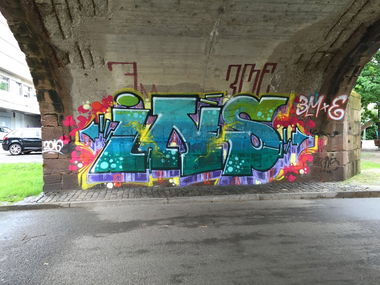 Graffiti Wall - Photo by insvnez