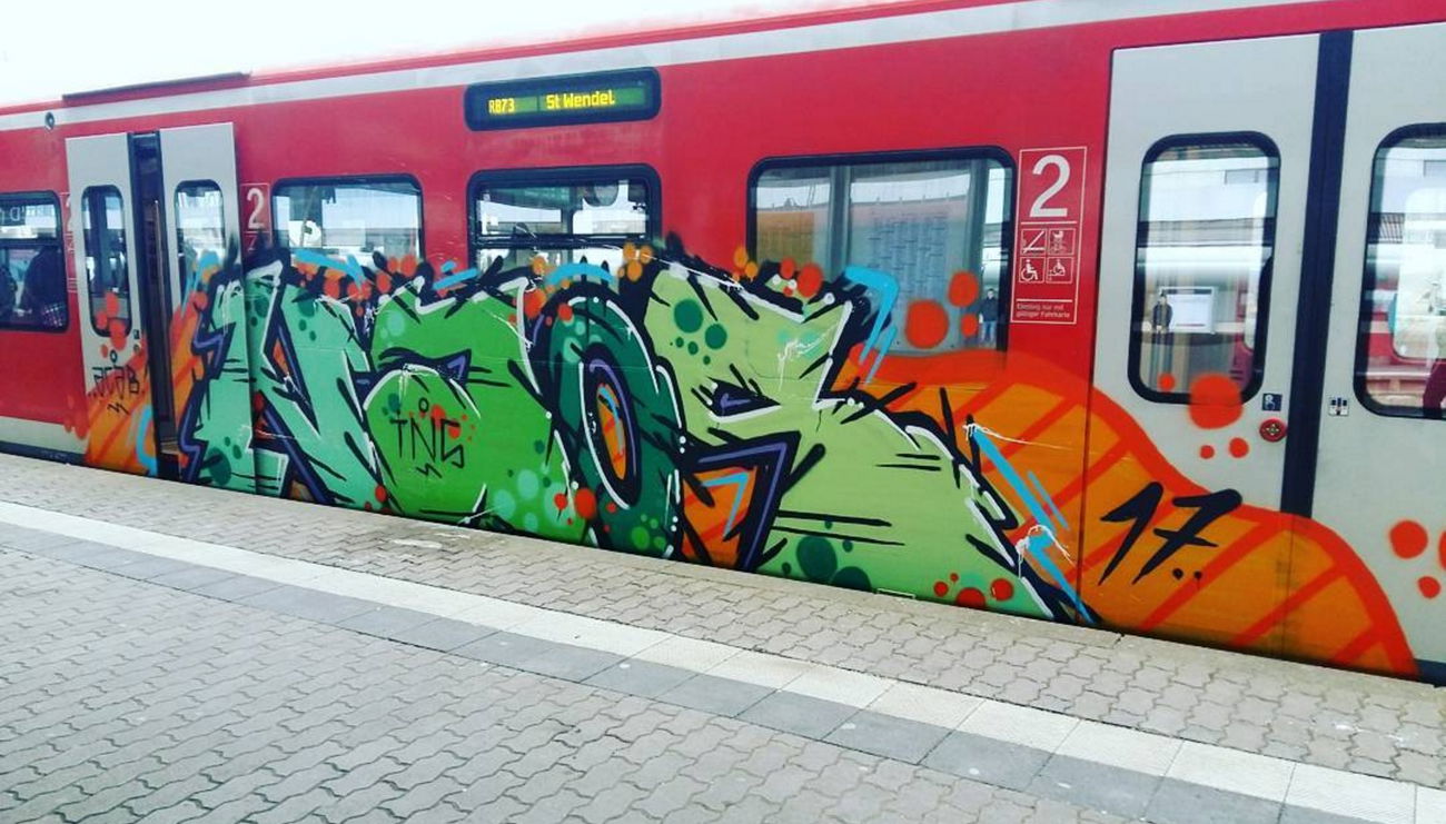 Graffiti Train - Photo by insvnez - ins, saarbrücken, saarland (2017)