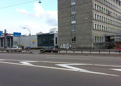 Graffiti Bombing - Photo by insvnez