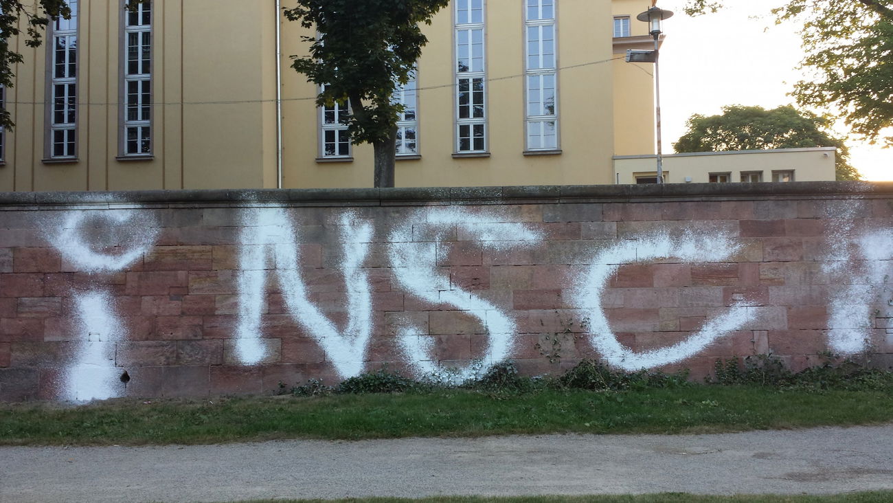 Graffiti Wall - Photo by insvnez