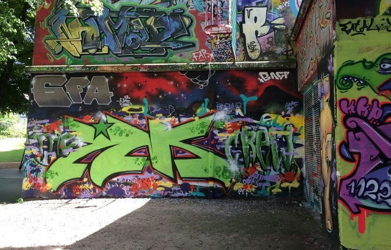 Graffiti Wall - Photo by insvnez