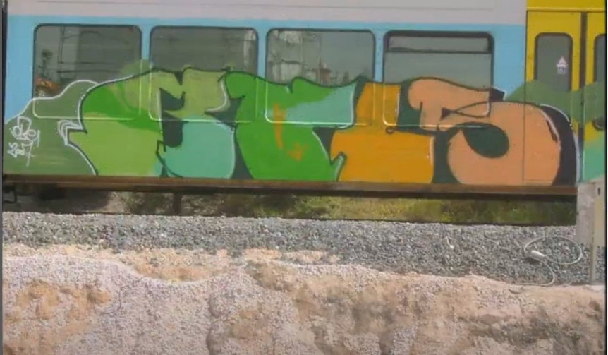 Graffiti Train - Photo by iobe1