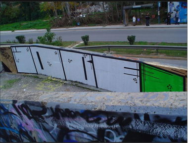 Graffiti Wall - Photo by iobe1