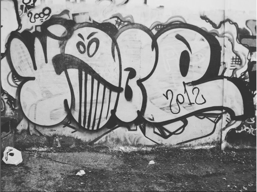 Graffiti Wall - Photo by iobe1