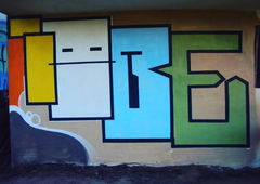 Graffiti Wall - Photo by iobe1