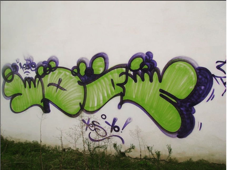 Graffiti Wall - Photo by iobe1