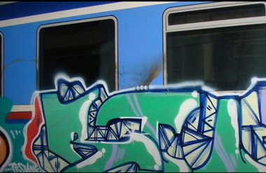 Graffiti Train - Photo by iobe1