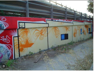 Graffiti Wall - Photo by iobe1