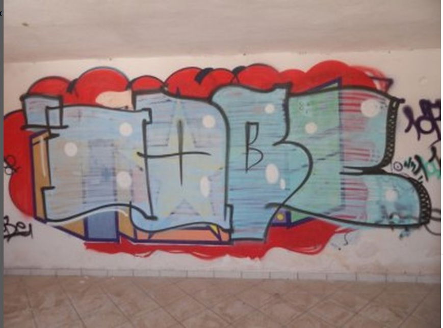 Graffiti Wall - Photo by iobe1