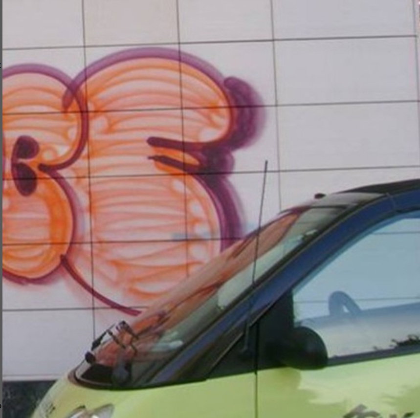 Graffiti Wall - Photo by iobe1