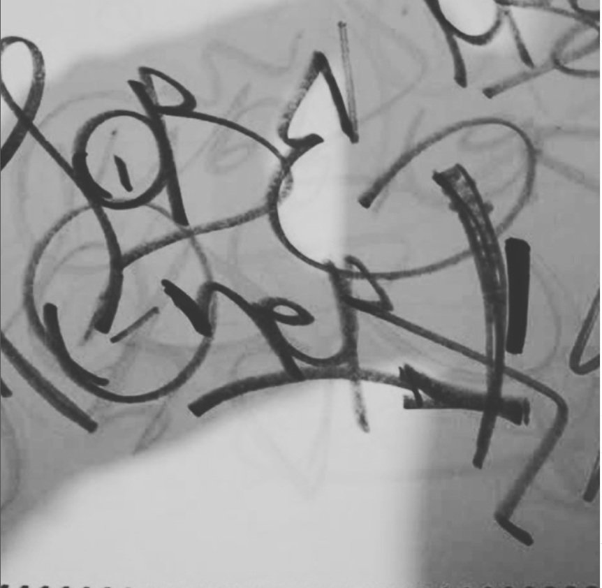 Graffiti Artwork - Photo by iobe1