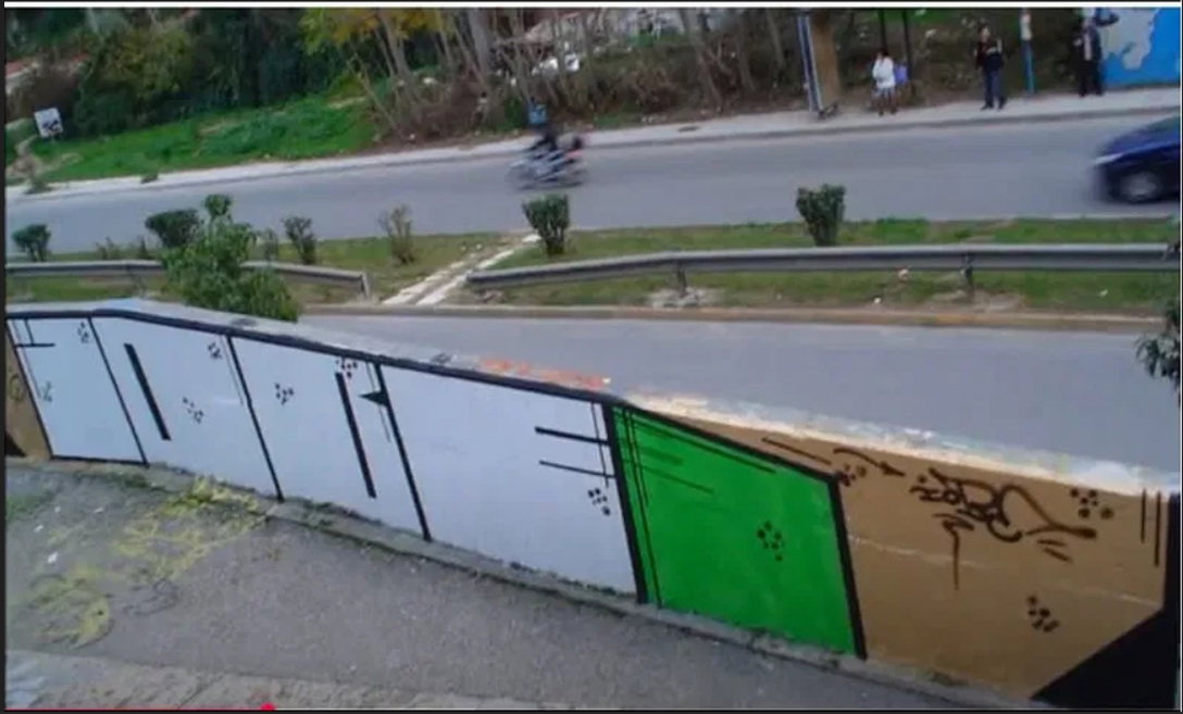 Graffiti Wall - Photo by iobe1