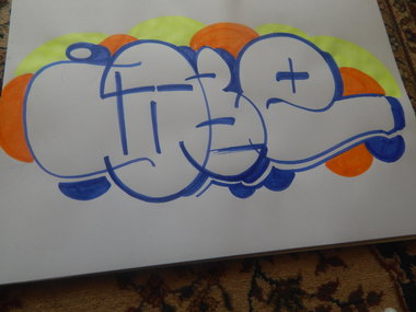 Graffiti Sketch - Photo by iobe1