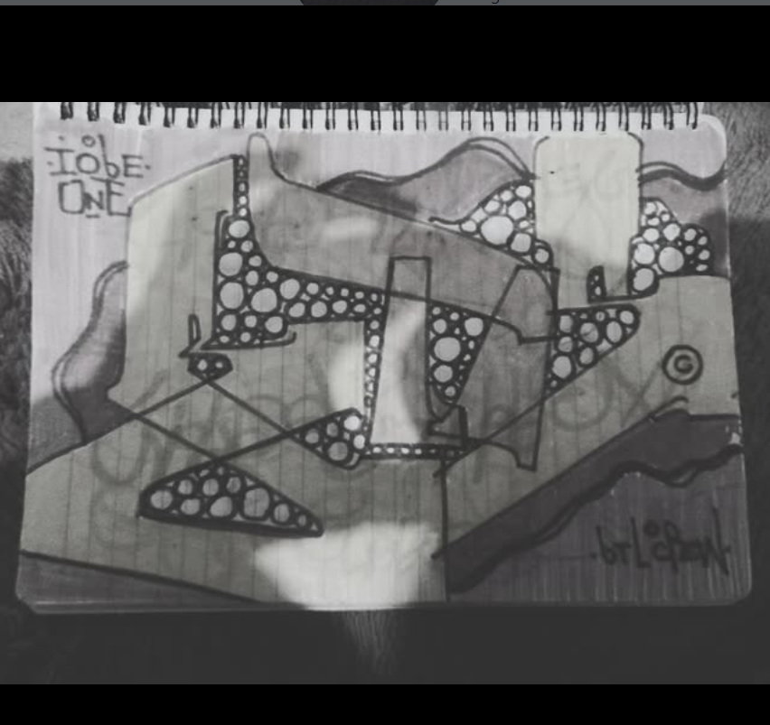 Graffiti Sketch - Photo by iobe1