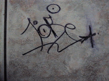 Graffiti Artwork - Photo by iobe1