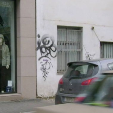 Graffiti Artwork - Photo by iobe1