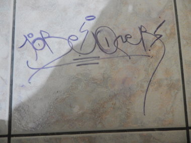 Graffiti Artwork - Photo by iobe1