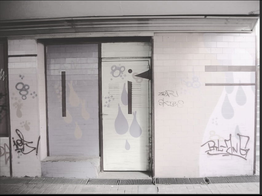 Graffiti Wall - Photo by iobe1