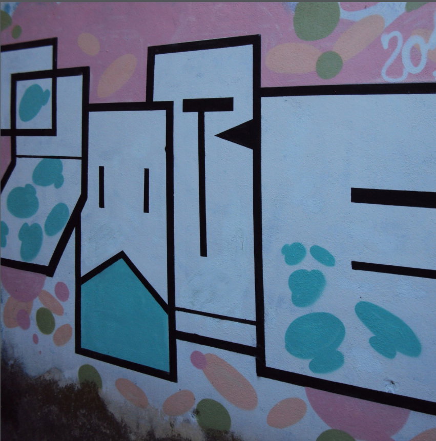Graffiti Wall - Photo by iobe1