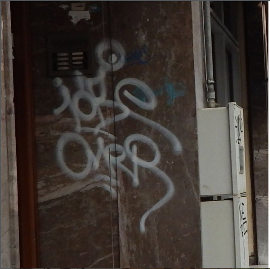 Graffiti Artwork - Photo by iobe1