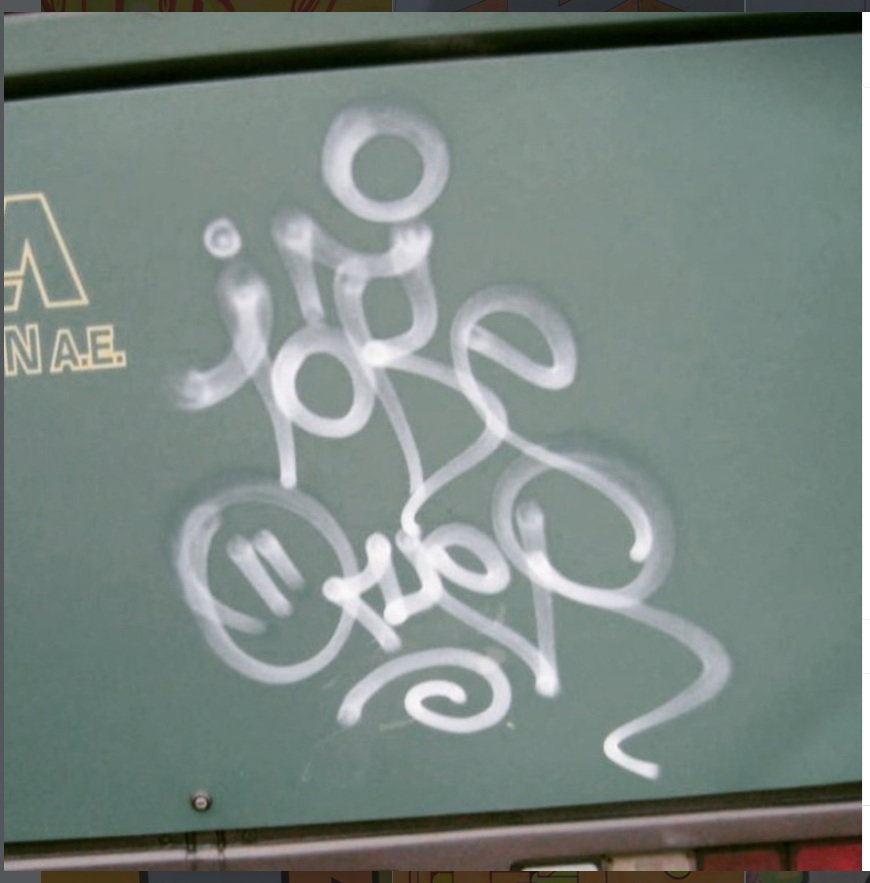 Graffiti Artwork - Photo by iobe1