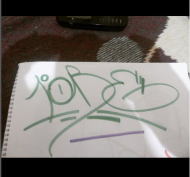 Graffiti Artwork - Photo by iobe1
