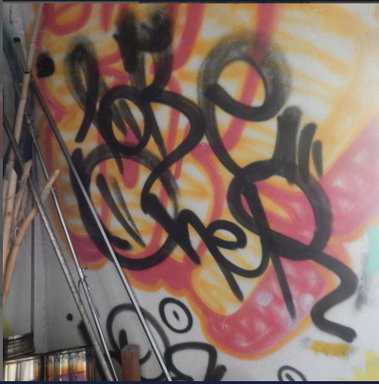 Graffiti Artwork - Photo by iobe1