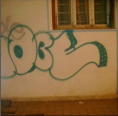 Graffiti Wall - Photo by iobe1