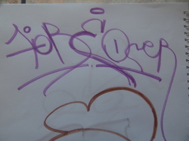 Graffiti Artwork - Photo by iobe1
