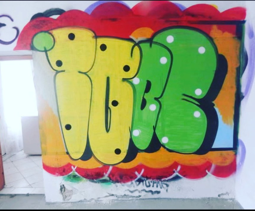 Graffiti Wall - Photo by iobe1