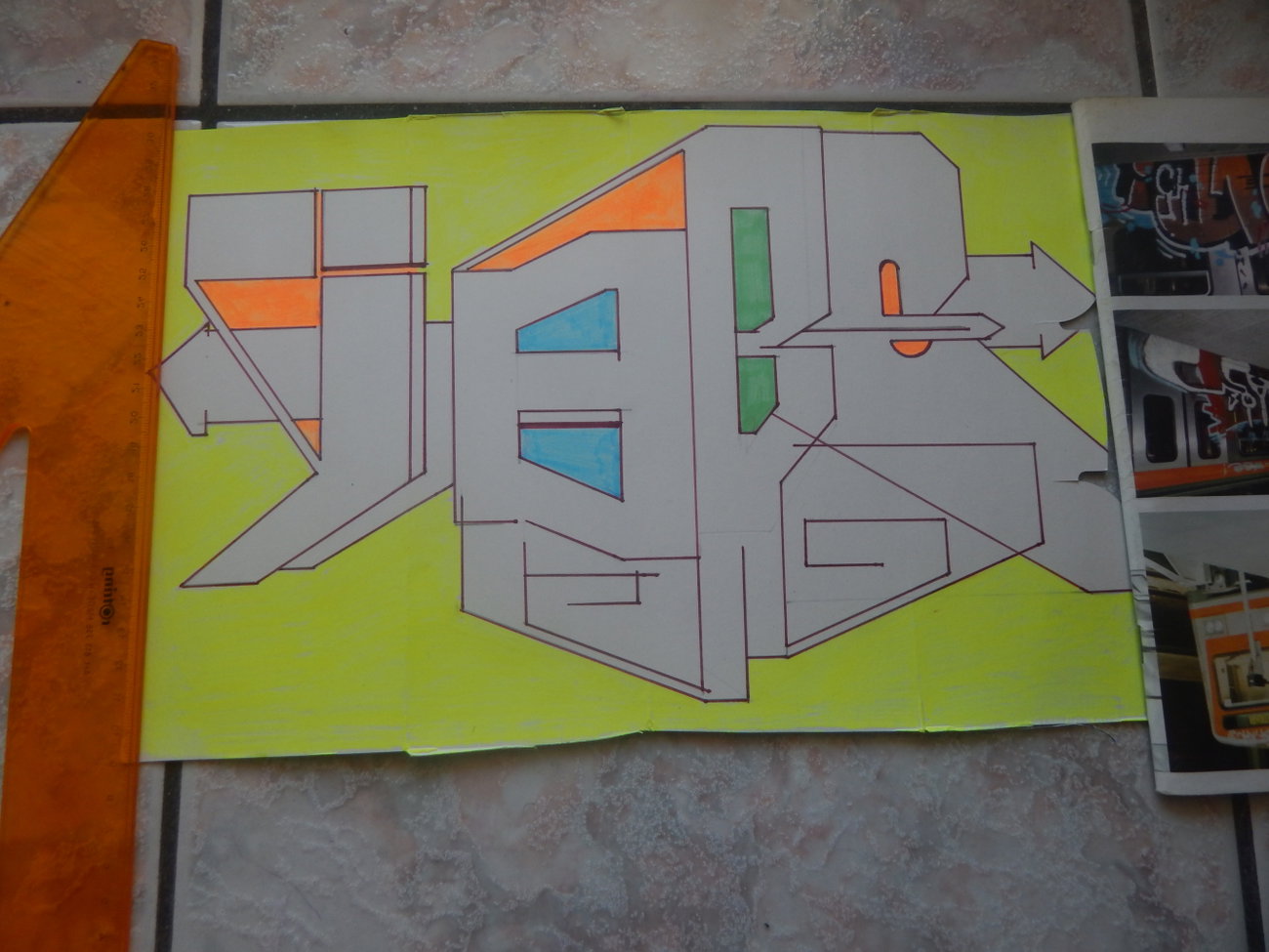 Graffiti Sketch - Photo by iobe1