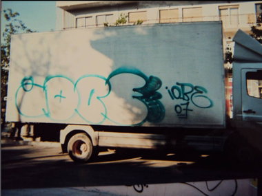 Graffiti Artwork - Photo by iobe1