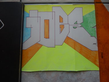 Graffiti Sketch - Photo by iobe1