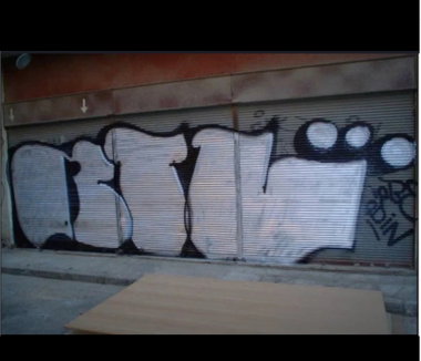 Graffiti Wall - Photo by iobe1