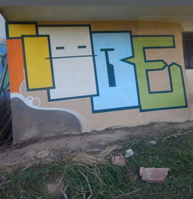 Graffiti Wall - Photo by iobe1