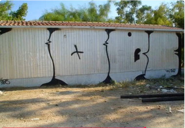 Graffiti Wall - Photo by iobe1