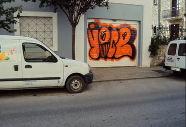 Graffiti Wall - Photo by iobe1