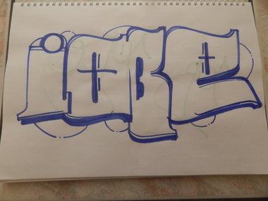 Graffiti Sketch - Photo by iobe1