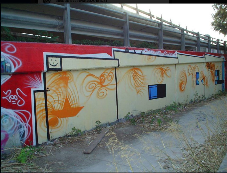 Graffiti Wall - Photo by iobe1