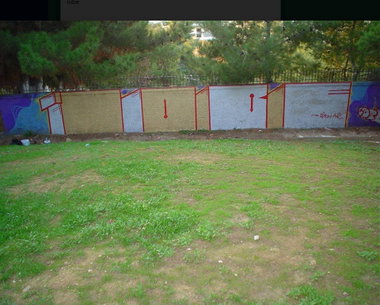 Graffiti Wall - Photo by iobe1