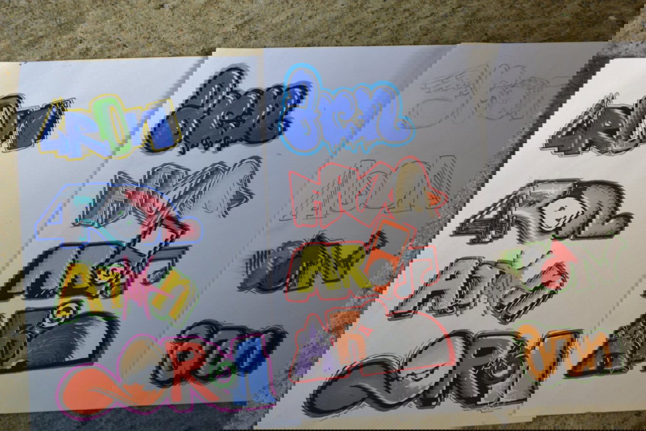 Graffiti Sketch - Photo by ion