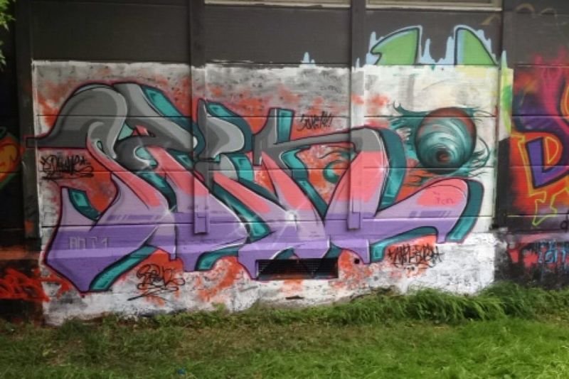 Graffiti Wall in Altdorf - Photo by ion - spin, spion, ion (2014)