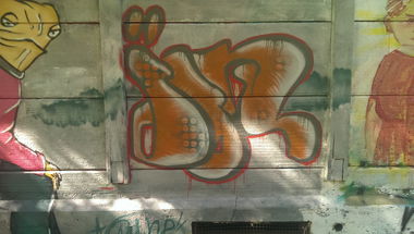 Graffiti Wall in Altdorf - Photo by ion - ion, drips, fast (2014)