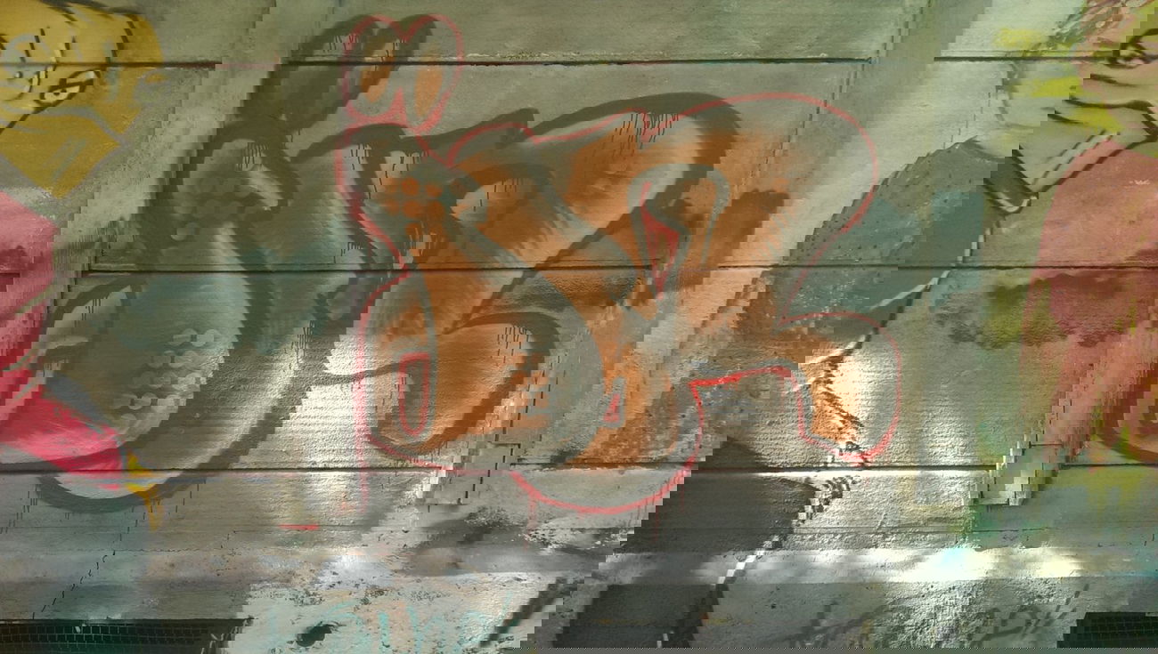 Graffiti Wall in Altdorf - Photo by ion - ion, drips, fast (2014)