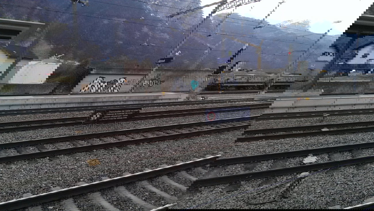 Graffiti Wall - Photo by ion