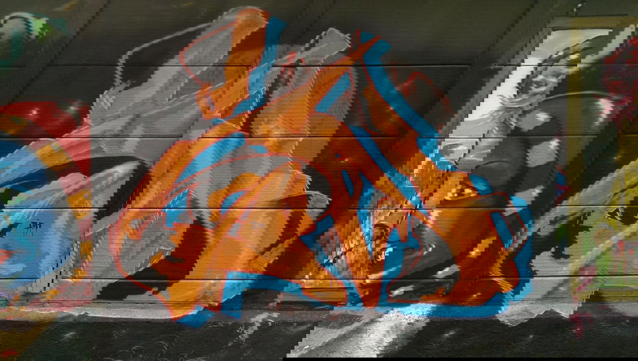 Graffiti Wall - Photo by ion - ion, mond, all (2014)